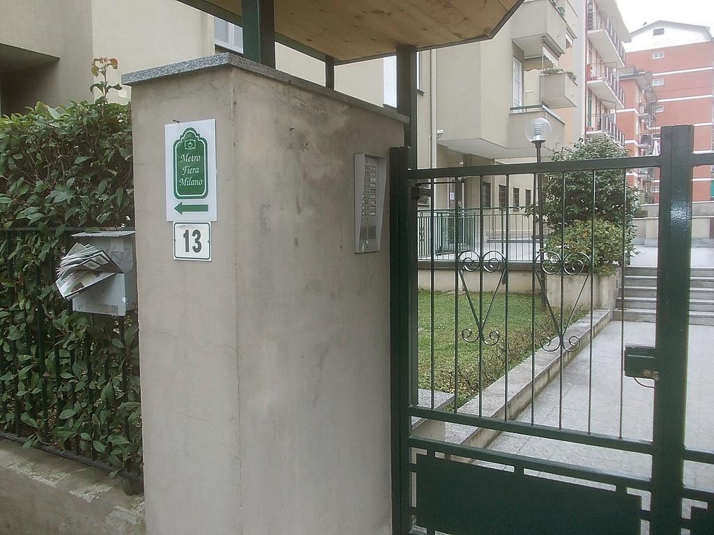 Affittacamere Metro Fiera Pero Ngoại thất bức ảnh